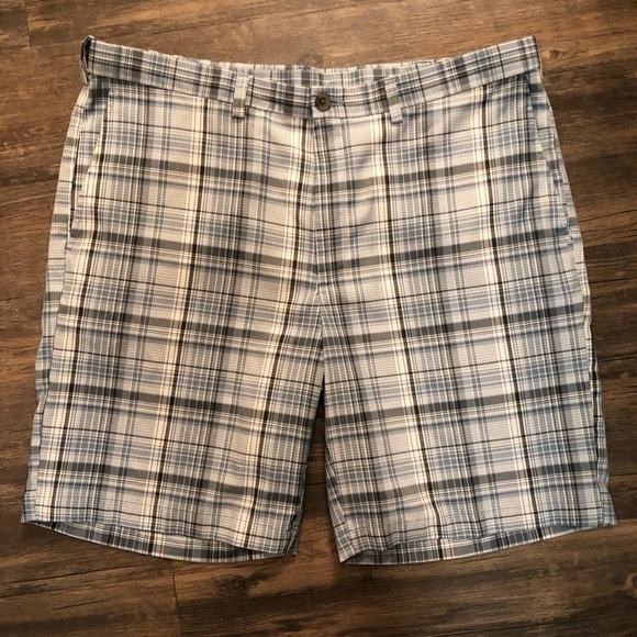 EUC Haggar Plaid Shorts w/ Expandable Waist 40x9.5 - Picture 2 of 6